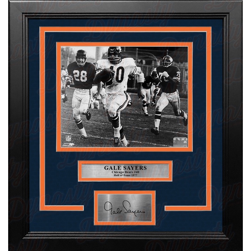 Gale Sayers in Action Chicago Bears 8" x 10" Framed Football Photo with Engraved Autograph