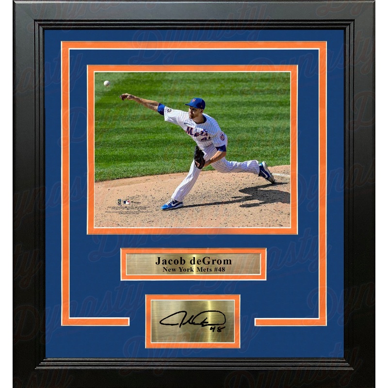 Jacob deGrom in Action New York Mets 8" x 10" Framed Baseball Photo with Engraved Autograph
